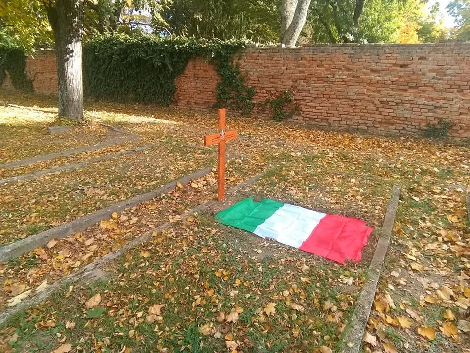 Trnava — tomba di Pietro Romano